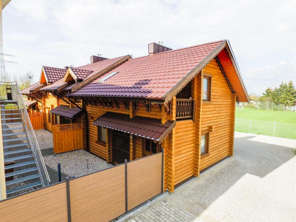 Drei Baeren Inn Aichach Exterior photo